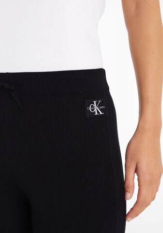 Calvin Klein Jeans Flared Hose in Schwarz