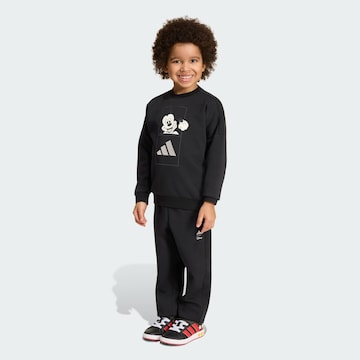 ADIDAS SPORTSWEAR Trainingsanzug in Schwarz: Vorderseite