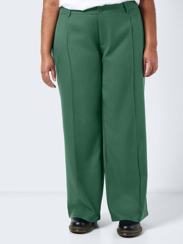 Noisy May Curve Wide leg Broek 'Pinola' in Groen: voorkant