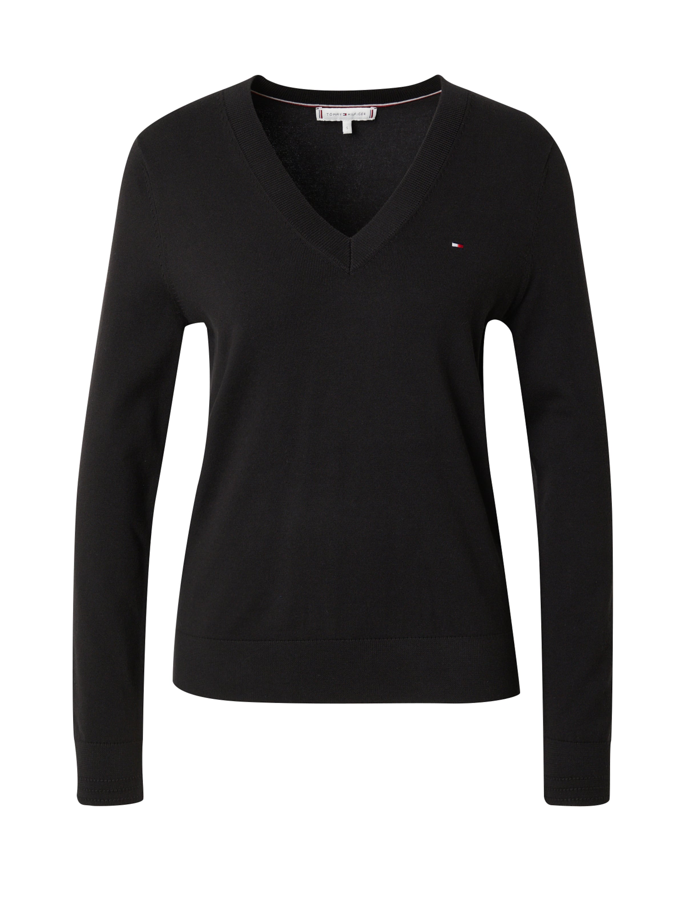 TOMMY HILFIGER Sweater in Black: front