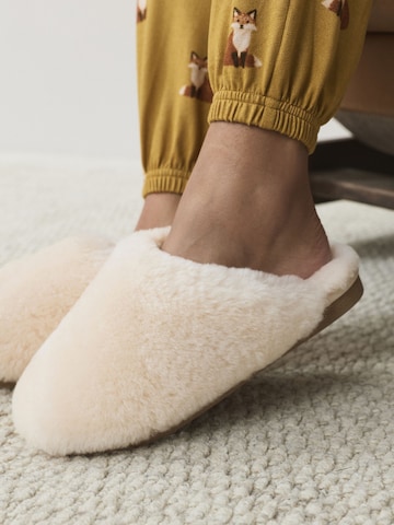 Next Házi cipő - fehér