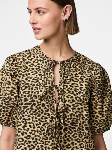 Robe 'NANCY' PIECES en beige