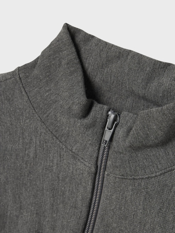 NAME IT Gebreid vest in Grijs