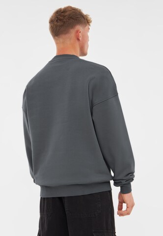 Johnny Urban - Sudadera 'Carter Oversized' en gris