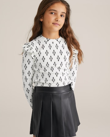 WE Fashion Shirt in White: front