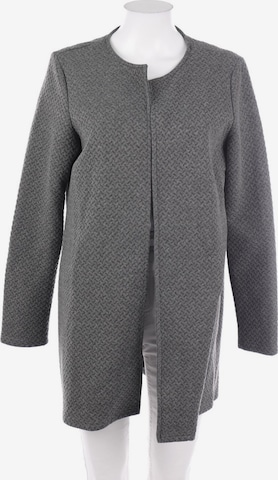 VILA Jacket & Coat in L in Grey: front