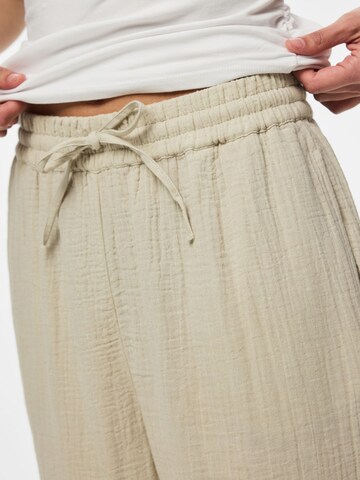 Wide Leg Pantalon 'PCSastina' PIECES en gris