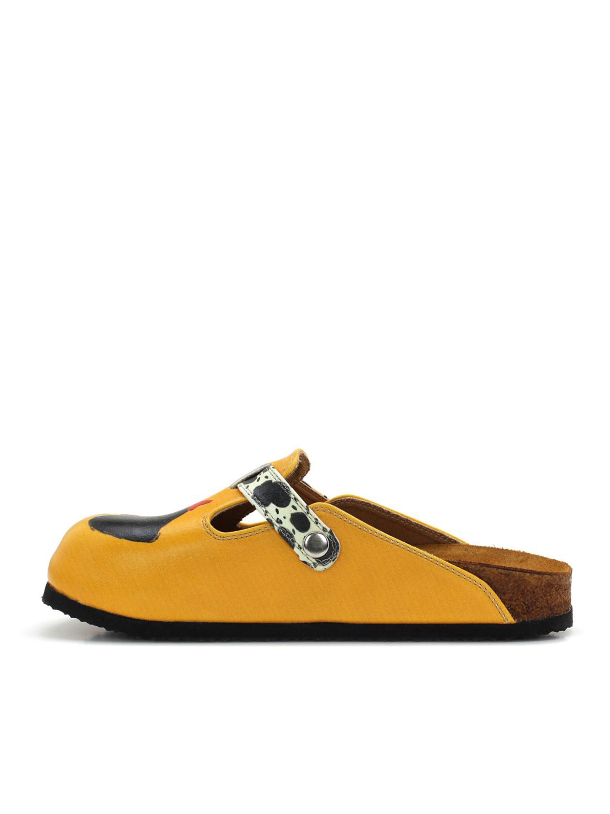 Goby - Zuecos 'Women Calceo Yellow Clogs WCAL5439 with dalmatian' en amarillo