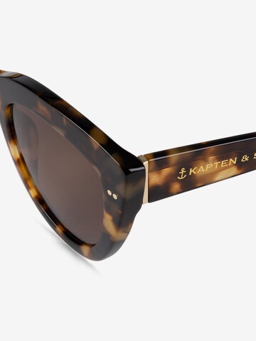 Ochelari de soare 'Sofia Amber Tortoise Brown' de la Kapten & Son pe maro