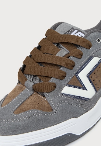 VANS Platform trainers 'Upland' in Brown