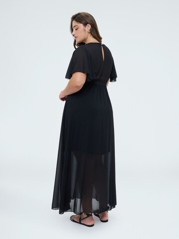 Abito di Fiorella Rubino in nero