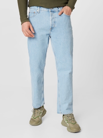 WEEKDAY Regular Jeans in Blauw: voorkant