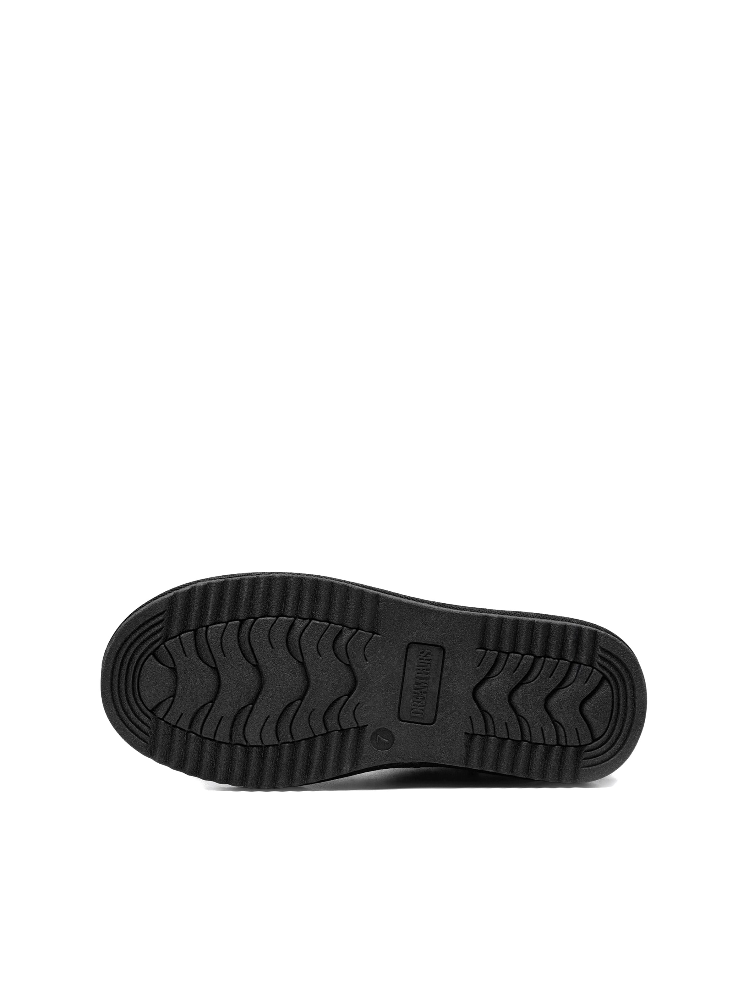 Dream Pairs Boots in Black
