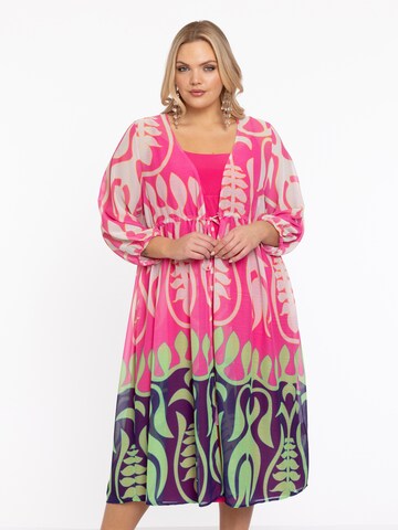 YOEK Cape in Pink: Vorderseite