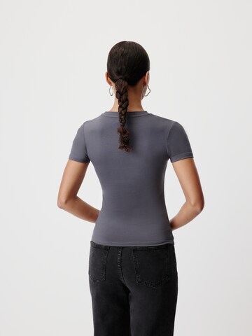 Maglietta 'Doreen' di LeGer by Lena Gercke in grigio