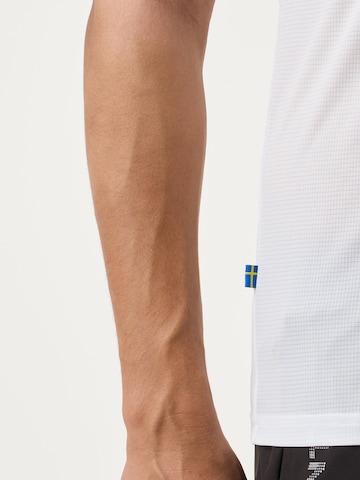 Maglia funzionale 'Ultra Light' di SWEDEMOUNT in bianco