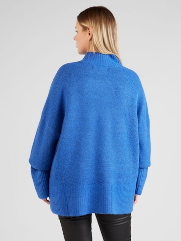 Vero Moda Curve Sweter 'Phillis' w kolorze niebieski