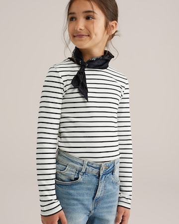 WE Fashion Футболка в Белый: спереди
