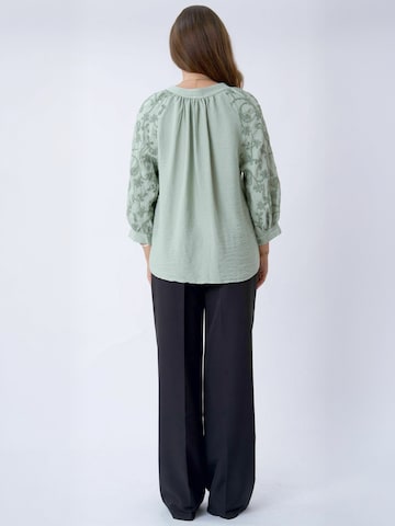 Maglietta ' Freda ' di TEESHOPPEN in verde: dietro