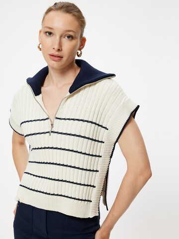 Koton Gebreide bodywarmer in Beige
