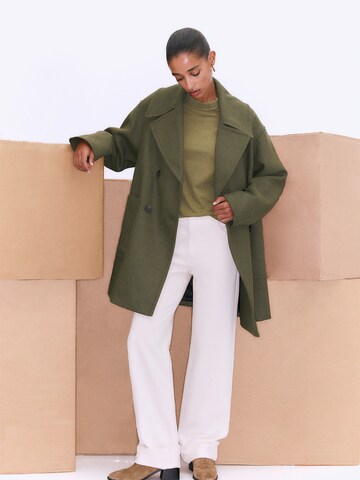 Pull&Bear Between-seasons coat in Green
