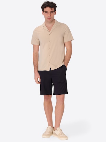 Coupe regular Chemise 'High-Perform12 Active' Distretto12 en beige