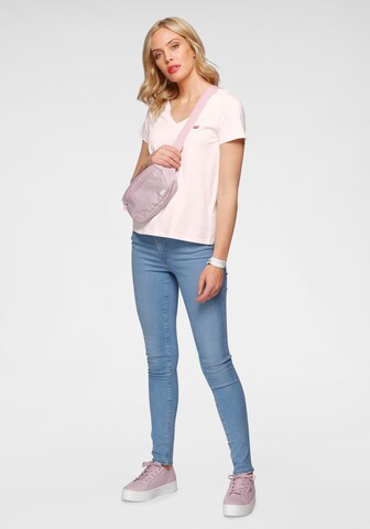 LEVI'S ® Paita 'Perfect Vneck' värissä vaaleanpunainen