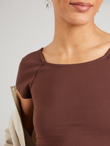 Tricou 'Jale' de la ABOUT YOU pe bej