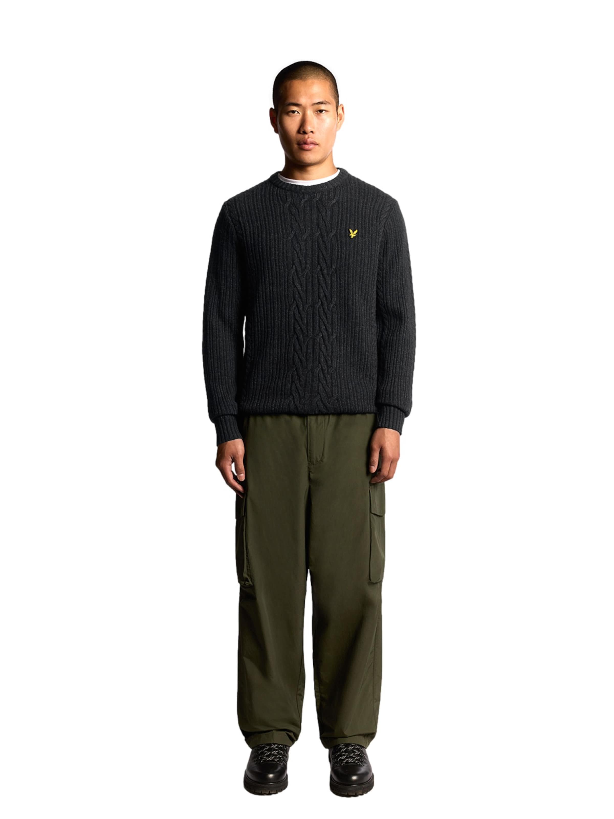 Lyle & Scott Sweater in Grey