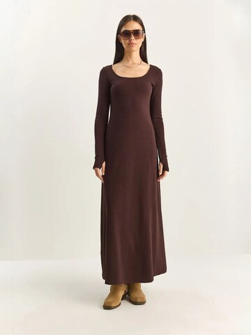 Bianco Lucci Dress in Brown: front