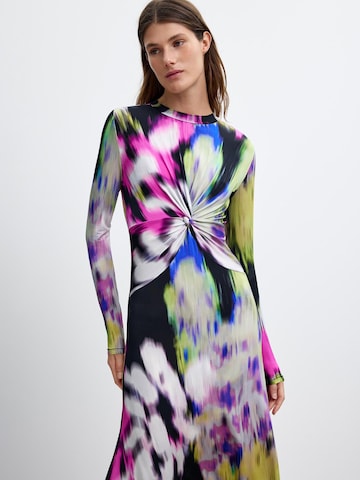 Desigual Платье в Смешанный: спереди