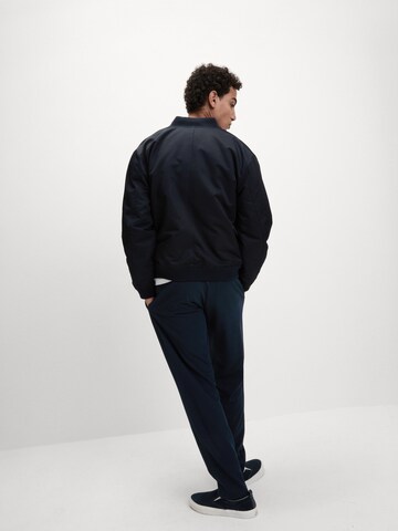 Regular Pantalon Marks & Spencer en bleu : devant