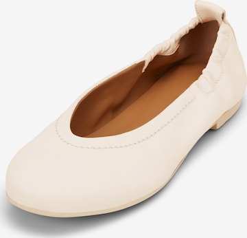 Marc O'Polo Ballet Flats in White: front