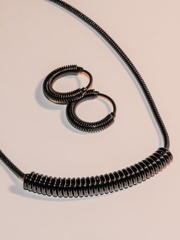 Liebeskind Berlin Oorbellen 'Twist' in Zwart