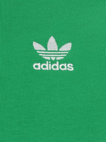 Sweat-shirt 'Trefoil Essentials ' ADIDAS ORIGINALS en vert