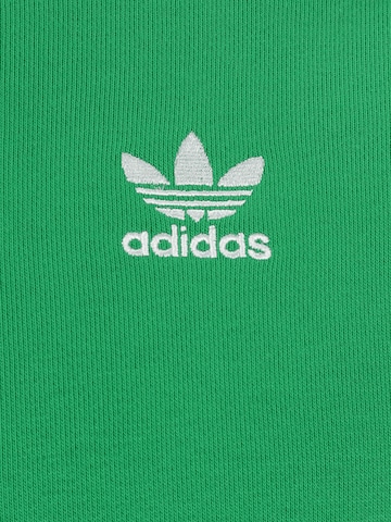 ADIDAS ORIGINALS Sweatshirt 'Trefoil Essentials ' i grøn