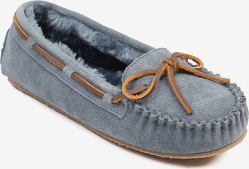 Minnetonka Huisschoenen 'Cally' in Blauw