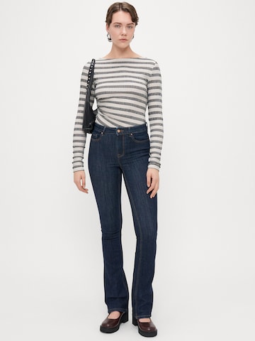 mėlyna Vero Moda Tall Kliošinis Džinsai 'VMFLASH'