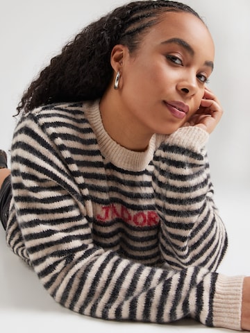 PIECES Curve Sweater 'PCJADA' in Beige