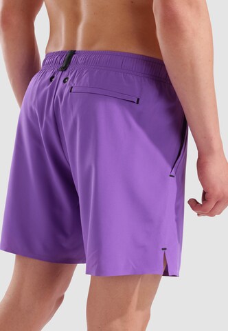 ARENAKupaće hlače 'EVO BEACH SHORT SOLID' - ljubičasta boja