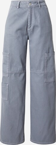 florence by mills exclusive for ABOUT YOU Wide leg Cargo trousers 'Serenity' in Grey: front