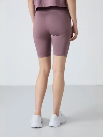 Tommy Life - Tapered Leggings 'Gamaschen' em roxo