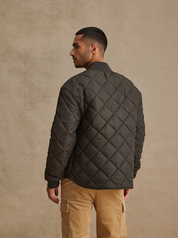 DAN FOX APPAREL Between-season jacket 'Emilian' in Grey