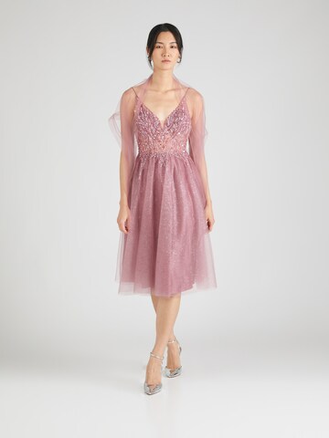 Unique Коктейльное платье в Ярко-розовый
