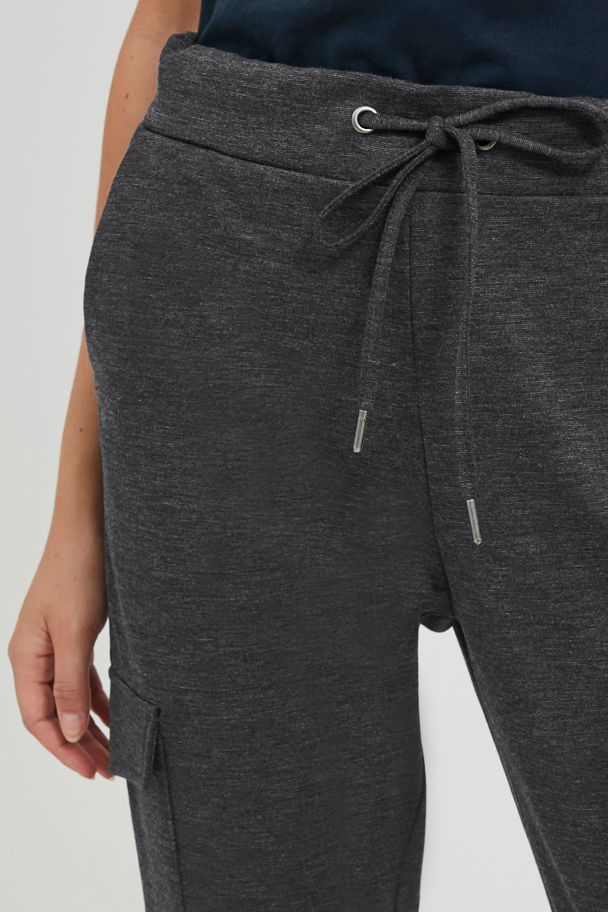 Frauen Große Größen Oxmo Cargohose 'Henni' in Dunkelgrau - ET26375 Frauen Große Größen Oxmo Cargohose 'Henni' in Dunkelgrau - ET26375