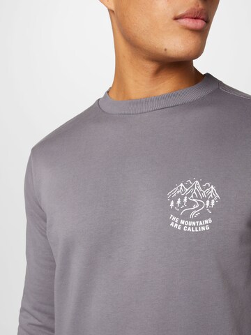 WESTMARK LONDON Sweatshirt 'Line Call' in Grau