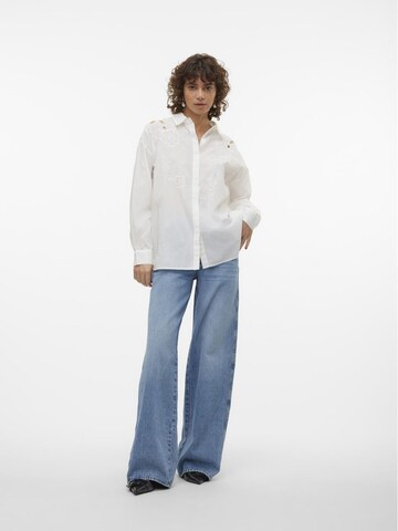 Chemisier 'FIE ' VERO MODA en blanc