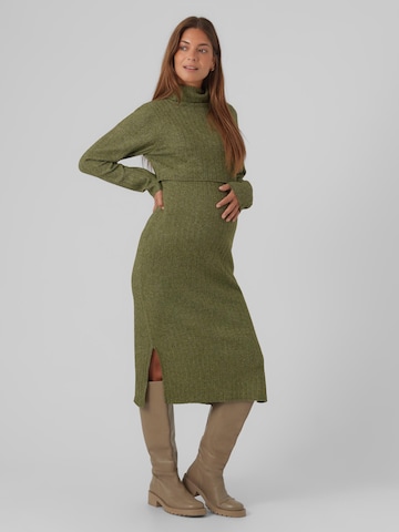 Rochie tricotat 'Suniva' de la MAMALICIOUS pe verde