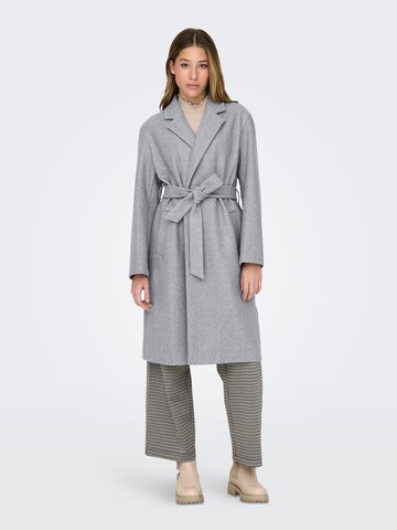 ONLY Between-Seasons Coat 'TRILLION' in Grey: front