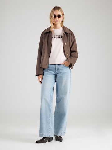 Tricou 'FAUSTA' de la GUESS pe roz